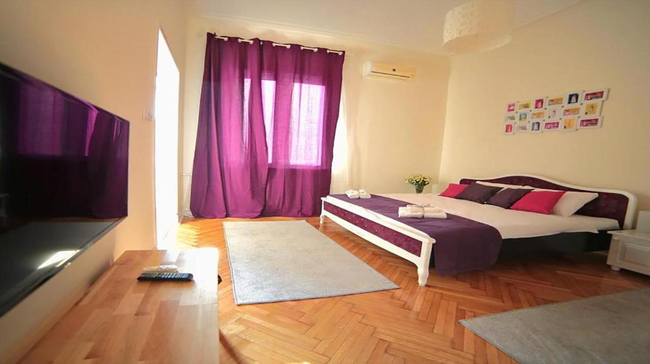 Apartment Central Belgrado Esterno foto