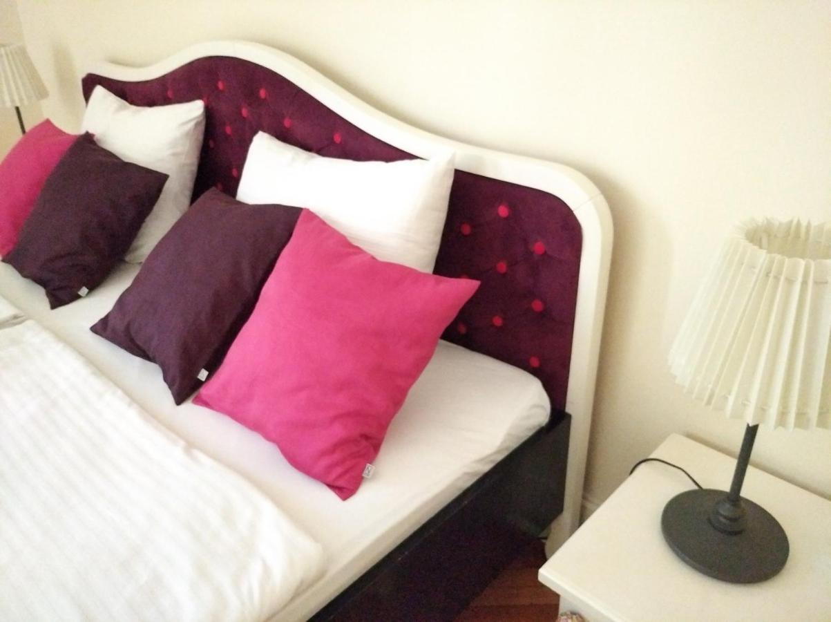 Apartment Central Belgrado Esterno foto